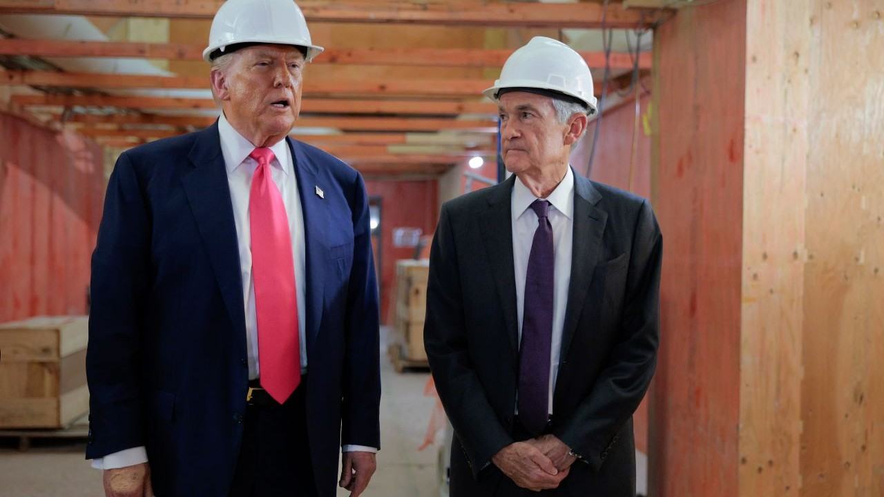 Trump Visits the Federal Reserve Headquarters