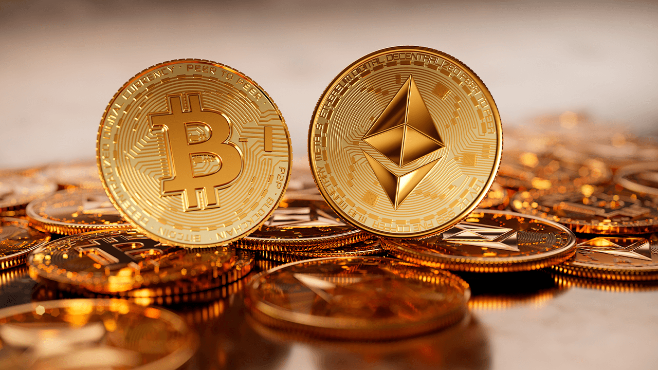 Bitcoin and Ethereum Surge to Intraday Highs Amid Fed Rate Cut Signals