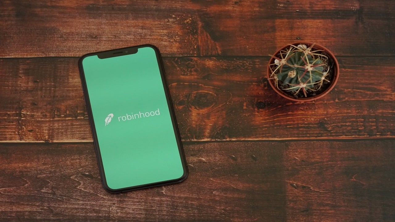Robinhood Chain Enters The Chat, Metaplanet Digs Deep, And More